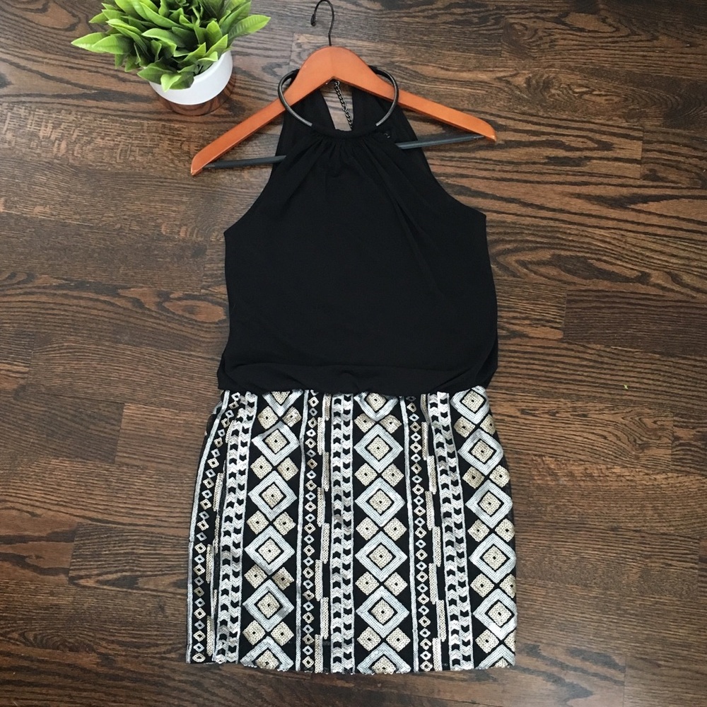 Jessica Simpson size 2